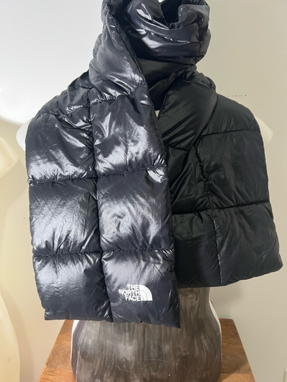 The North Face Unisex Black Puffer Scarf!